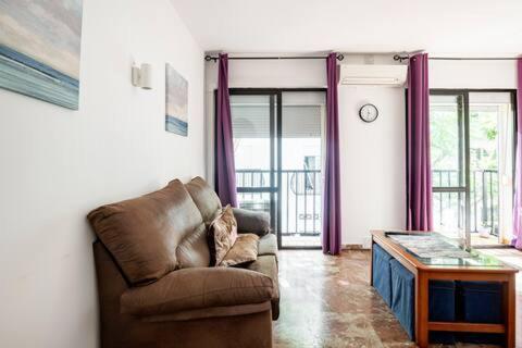 Apartamento Playa Maria Con Parking フエンヒロラ エクステリア 写真